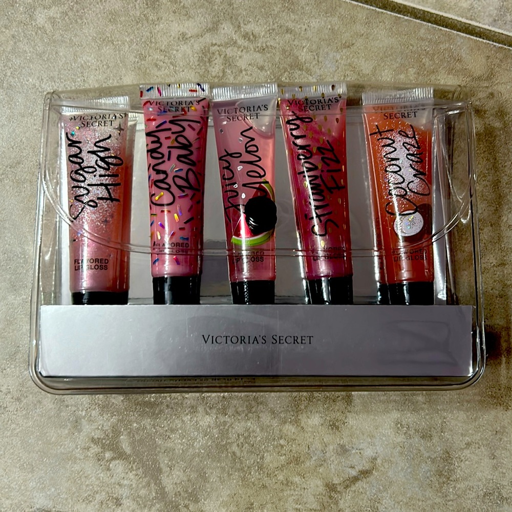 Victoria’s Secret lipgloss set brand new